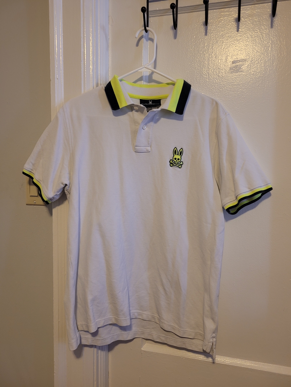 Psycho BUNNY 5Men's White Polo with Neon Trim